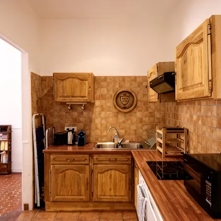 Charming and Characterful One Bed, Superb Central Location Old Town Nice