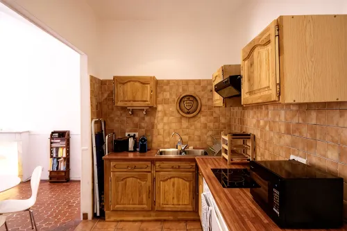 Charming and Characterful One Bed, Superb Central Location Old Town Nice - بيت ضيافة