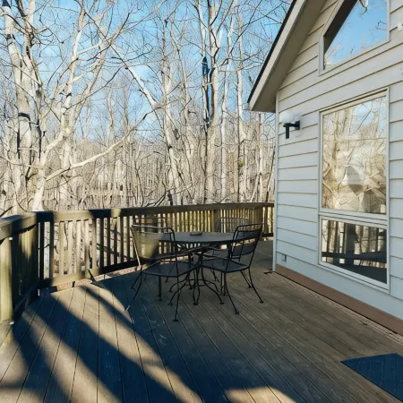 Majestic Mtn Cabin w Quick Hiking & Overlook Access