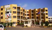 Les Acacias Hotel Djibouti - parking
