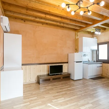 Gyeongju Hanok Kkotjam Pension Отели рядом с достопримечательностью «Храм Синсонса»