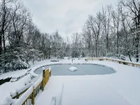 Pocono Escape with huge Pool HOT TUB,GAMEROOM,FIREPIT,near Camelback & Kalahari - ヴィラ