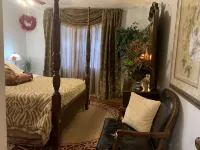 Private  Gated  Spacious   3300  sq foot  4BR 3Bath indoor pool - Wi-Fi