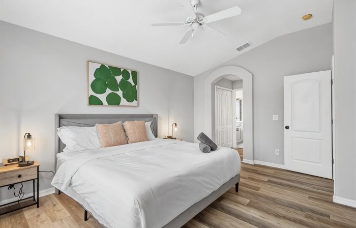 NEW! Poolside Oasis - Spacious Modern Home - Pool Home Just RENOVATED!
