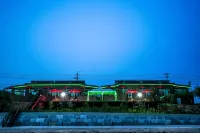 Muan Full House Pension - parking