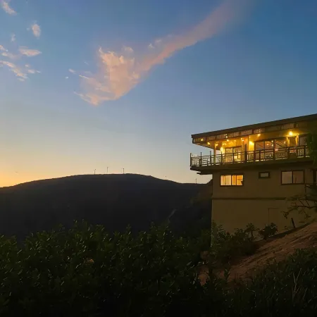 Raptor's View - Million Dollar Views From The Ventura Hillsides