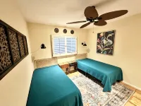 Escape to a Tropical Paradise with a Private Pool & Jacuzzi - 4성급