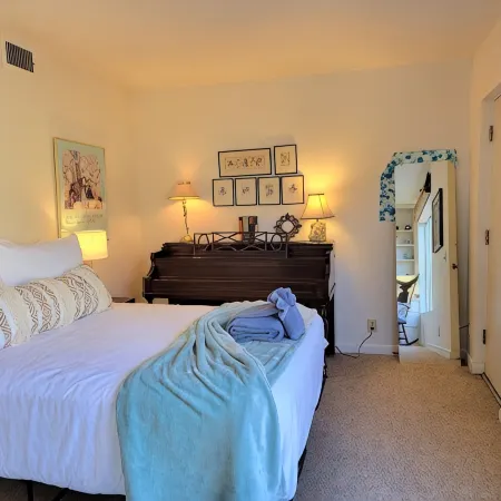 Magnificent Sedona Redrock Views; 7-Min Walk to Uptown;Single-Level;Eco-Friendly