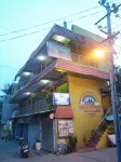 Rainbow Guest House - 2-Star