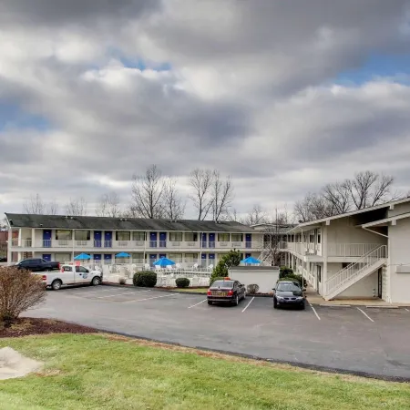 Motel 6 Elizabethtown, KY
