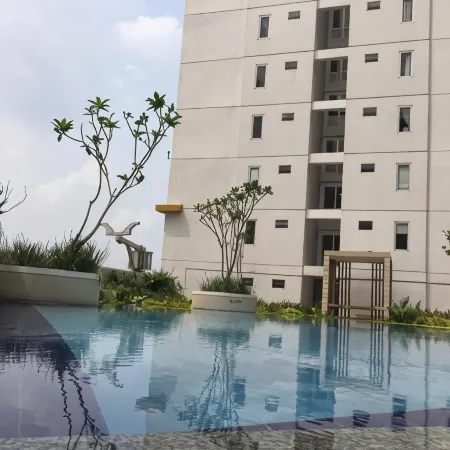 Moagi Stay Alamanda - Netflix Ready! at Bassura City Apartment
