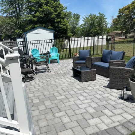 Beautiful, Spacious, Pet Friendly Home in 2 Miles from the Beach!