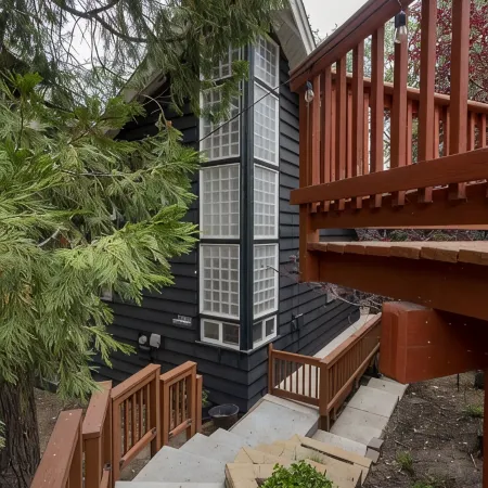 Mountain Escape w/ AC Near Village w/ Private Lake Trail Access, Deck & BBQ