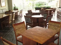 Pohon Inn Hotel - Wifi