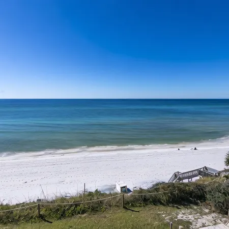 Expansive view of gulf from 2 balconies on private beach - steps from the sand!