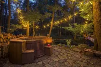 Get Cozy at Big Al's Poconos Creek House - Wireless Dsl and Trout!! - con encanto
