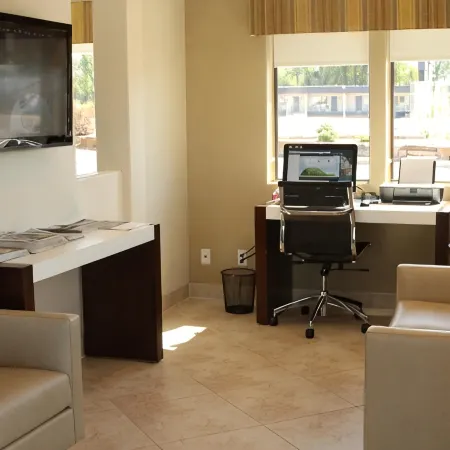 Super 8 by Wyndham Montrose