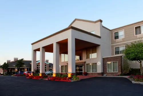 Four Points by Sheraton Portland East - parking