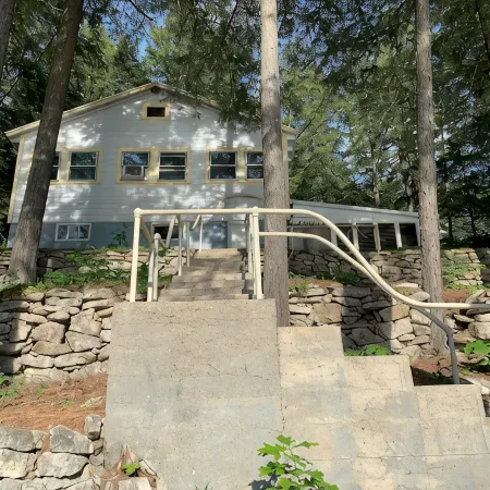 Waterfront camp on quiet part of Lake Winnisquam, dog-friendly, w/dock