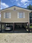Waterfront -Beautiful sunsets, great fishing, scalloping & bird watching - 3-Star