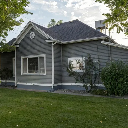 Launch your Colorado adventures – Historic Downtown convenience