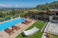 Villa Clairy 3-Bedroom Villa with Private Pool -  Casas de vacaciones