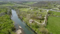 River House, kayak, fishing, king beds, riverfront - Chalets