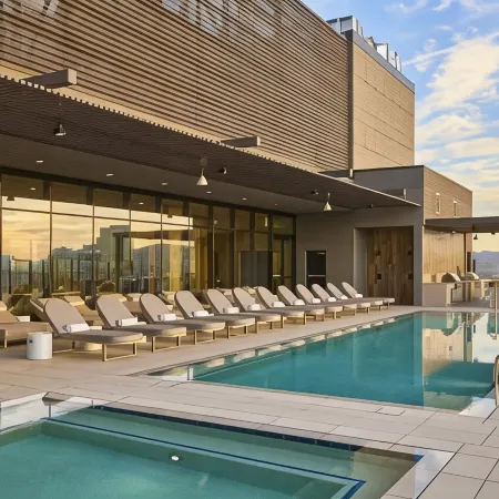 Global Luxury Suites at Downtown Phoenix
