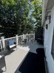 COZY,Newly renovated,West Shores ,short walk to Nasons Beach 🏖🏠 - 3-Star