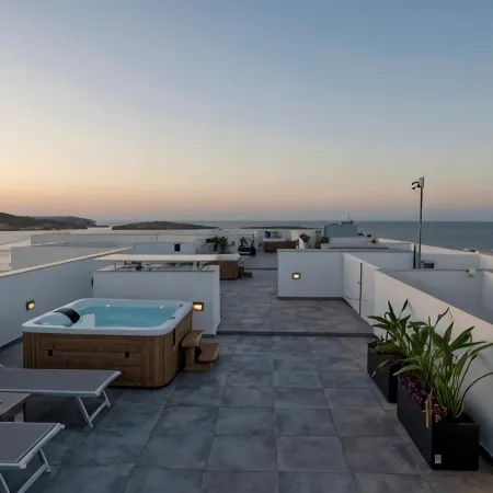 HORIZON SUITES by the Sea