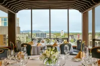 The Hotel Captain Cook - breakfast