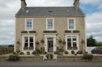 The Spindrift Guest House - parking