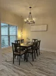 Serenity LoungeNEW-FRESH-MODERN HOUSE With TVs in All rooms - 3-Star