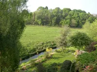 Brownhill House - موقف سيارات