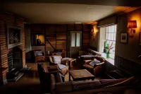The Hawk Inn - Parkplatz