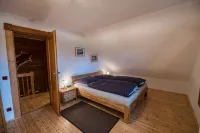 Comfortable wooden house in the heart of Saxon Switzerland above Rathen - balcony
