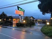 Wiebe Motel Hotels in Hollister