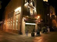Hôtel Restaurant les Arcades Hotels in Aude