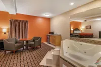 Econo Lodge Inn & Suites Hotels in Pontoon Beach