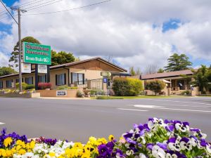 Settlers Motor Inn