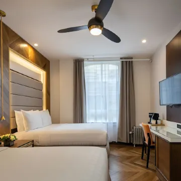 Hotel 32One Отели рядом с достопримечательностью «Золотые Ворота»