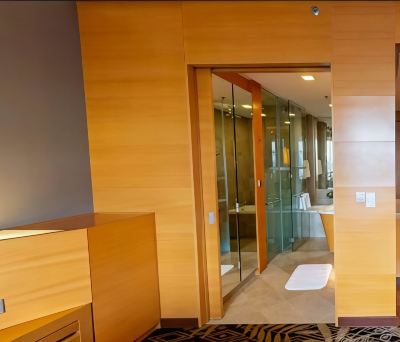 デラックス キングルーム ザ ガーデンズ ア セント ジャイルズ シグネチャー ホテル&レジデンス クアラルンプールの写真