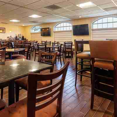 Best Western Plus Meridian Dining/Meeting Rooms