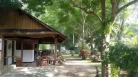 Bohol-Lahoy Dive Resort Hotels in Guindulman