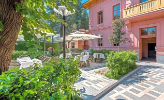 Ramada by Wyndham Tbilisi Old City