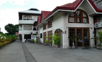 Dumaguete Royal Suite Inn - Housity