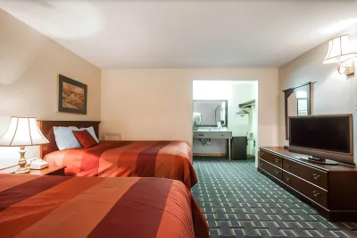 Villa Inn Hotels in Lawrenceburg