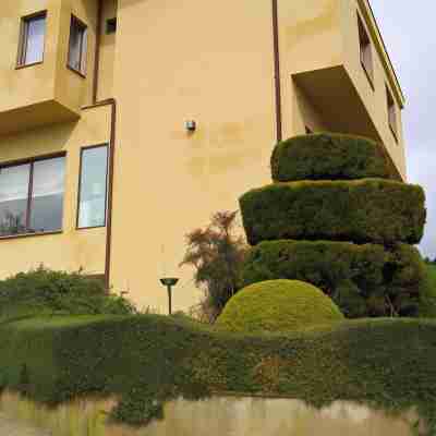Riviera Hotel Hotel Exterior