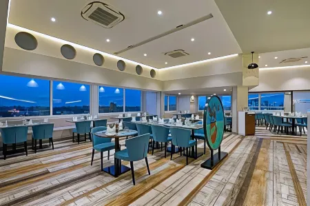 Effotel by Sayaji Vadodara Отели рядом со станцией Vadodara Jn