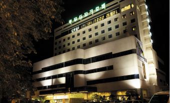 Mudeung Park Hotel